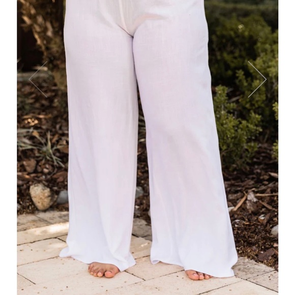 White Beach pants - Picture 2 of 2